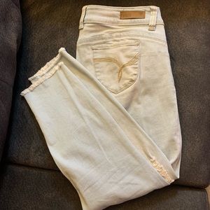 YMI WannaBettaButt Cropped Ankle Distressed Jeans